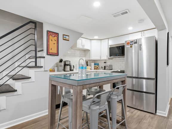 Petworth 2-BR Retreat, Sherman Circle Park - Image 3