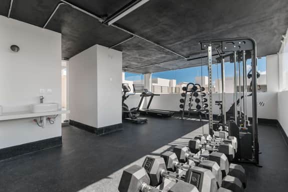 2BR Condo with Rooftop Pool & Gym in Aldea Zama - Image 5