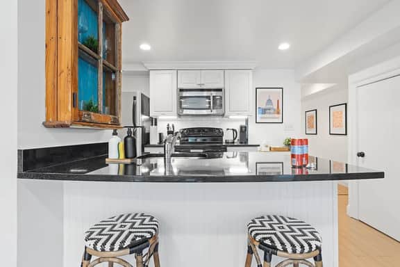 Sweet 2-BR Retreat By Capitol Hill - Image 2