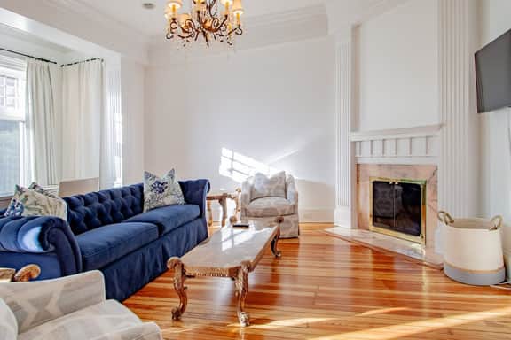LUXE Kalorama 5-BR Townhome Close to Dupont Circle - Image 3