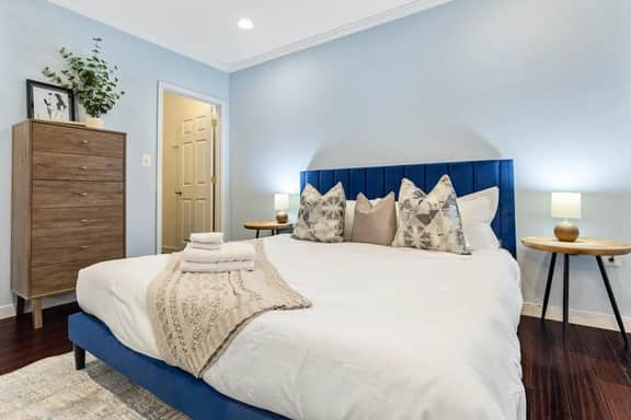 Exceptional 4-BR Homestay near Rock Creek Park - Image 4