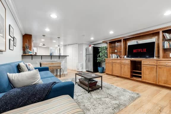 Entire 1-BR Apt in NoMa / Eckington - Image 5