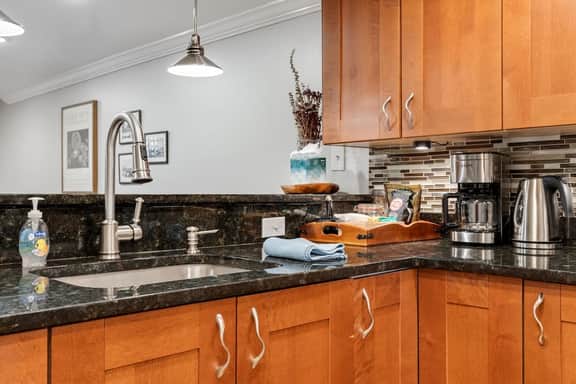 Entire 1-BR Apt in NoMa / Eckington - Image 4