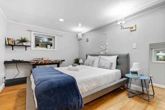 Entire 1-BR Apt in NoMa / Eckington - Image 3