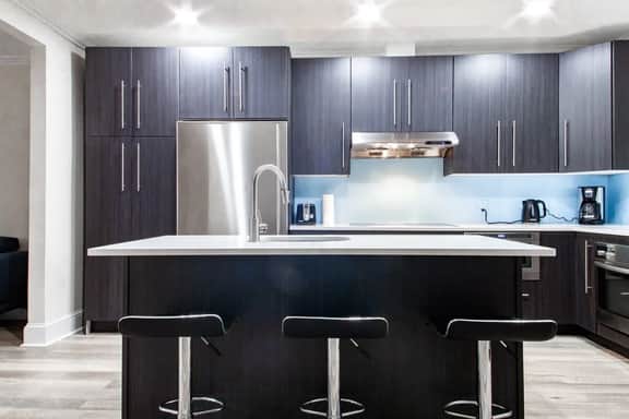 ✯ MODERN HOME IN UPSCALE NEIGHBORHOOD ✯ GEORGETOWN - Image 4