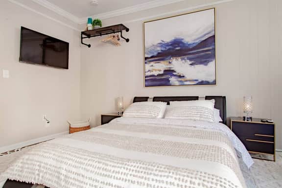 Little Home in Little Italy - Inner Harbor Studio - Image 4