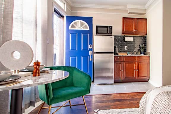 Little Home in Little Italy - Inner Harbor Studio - Image 5