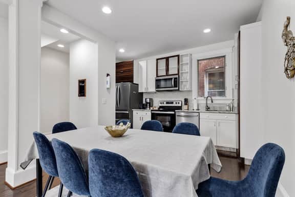 Capitol Hill 5-Bedroom / H St & Eastern Market - Image 5