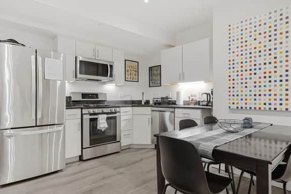 Classy LeDroit Park Oasis / 2-BR Close to METRO - Image 5