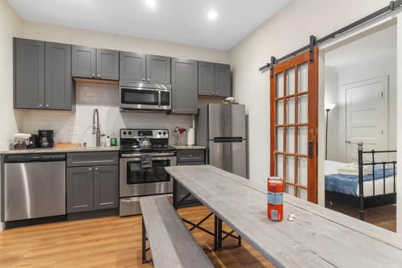 Lovely 1-BR Suite in the Heart of Adams Morgan - Image 5
