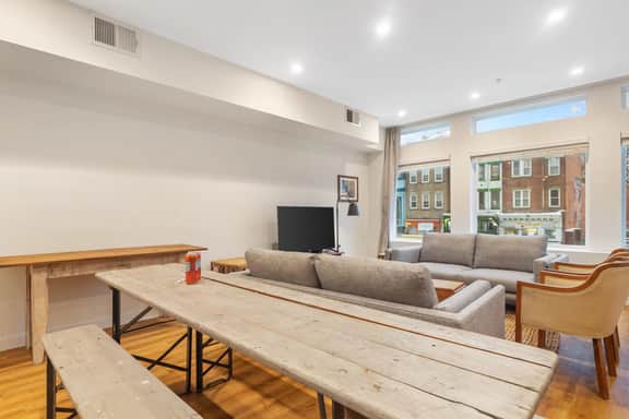 Lovely 1-BR Suite in the Heart of Adams Morgan - Image 2
