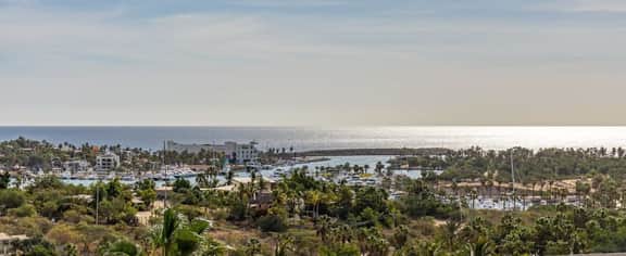 Near Downtown w/Views of Marina Puerto Los Cabos - Image 3