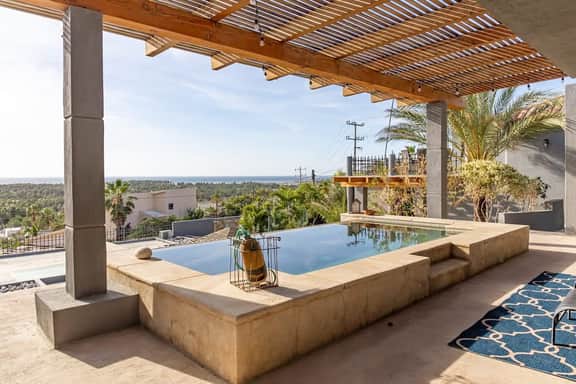 Near Downtown w/Views of Marina Puerto Los Cabos - Image 2
