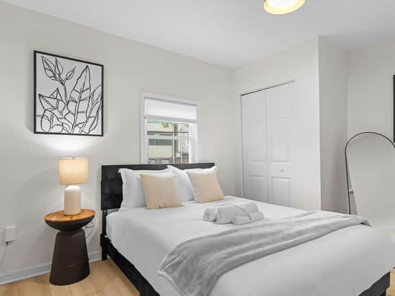 A Suite 2-BR DC Getaway, Close to Union Market - Image 4