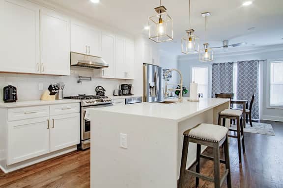 Cheerful 4-BR Home | A DC Homestay - Image 5