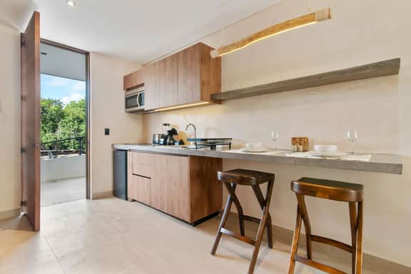 Spacious Jungle Retreat Near Beaches & Hotel Zone - Image 5