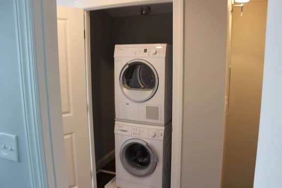 Patricia-2 Condo Homes Sleeps 14 w/FREE Parking! - Image 2