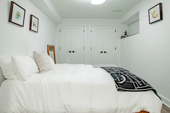 A Pleasant Stay in Columbia Heights with 2-BR - Image 3