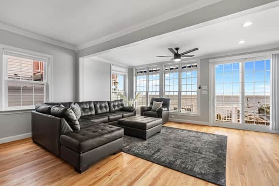 Getaway on the Bay / North Beach 3-BR - Image 3