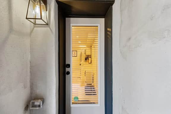 Classy Central DC / Bloomingdale 1-BR Getaway - Image 5