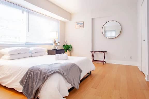 Spacious 2-BR Only Steps to The National Cathedral, Grocery, & Restaurants // Close to The Zoo! - Image 3