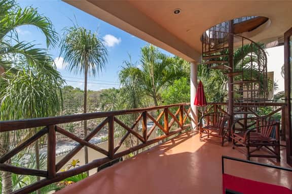 Centro Holiday Home - Steps to Downtown Hot Spots - Image 2