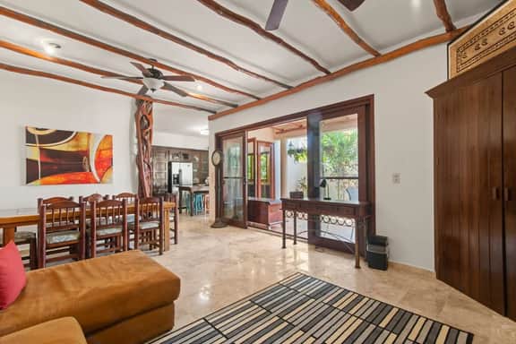 Centro Holiday Home - Steps to Downtown Hot Spots - Image 3