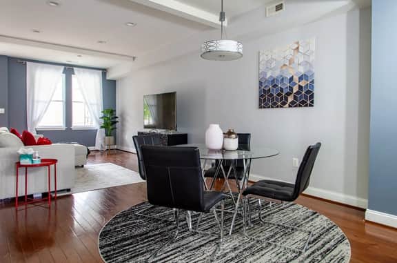 A Homestay in One of DC's Best Neighborhoods // 4-Bedroom Petworth Townhome - Image 2