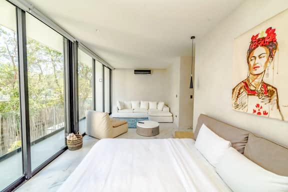 5-BR Vacation Home with Private Pool at Casa Kite - Image 2