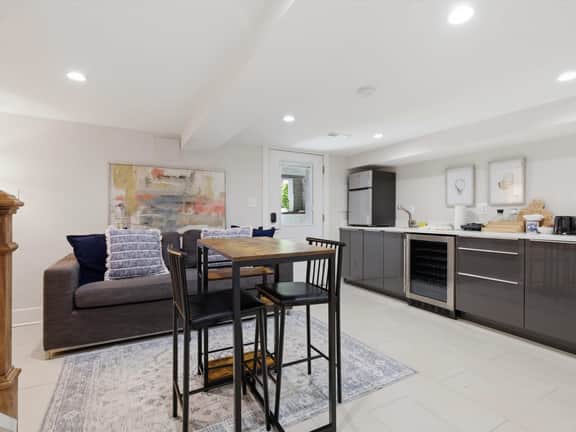 Cozy 1BR in Capitol Hill, Near H St Corridor - Image 2
