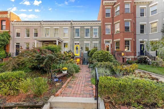 Stylish City Studio in the Heart of Capitol Hill - Image 3